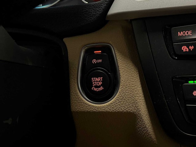 Bmw 3-serie touring 320d ede executive 2013 | 2-kzh-35 - afbeelding 2 van  28