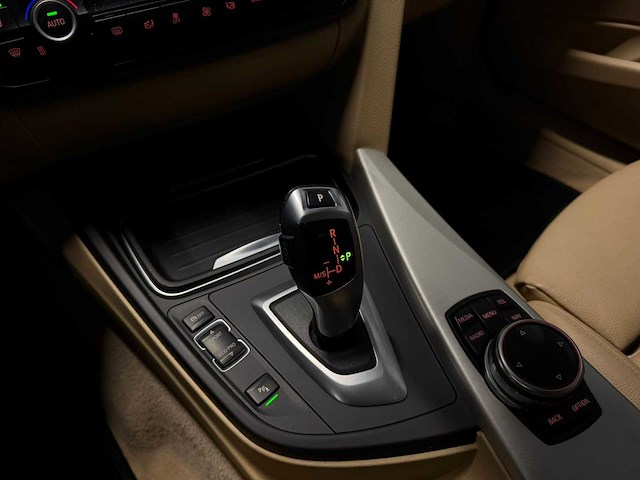 Bmw 3-serie touring 320d ede executive 2013 | 2-kzh-35 - afbeelding 7 van  28