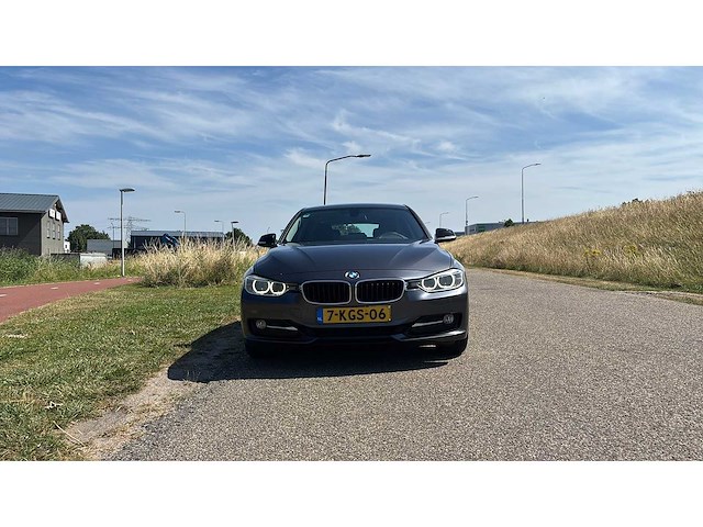 Bmw 3-serie touring 320d ede executive 2013 | 7-kgs-06 i - afbeelding 8 van  16