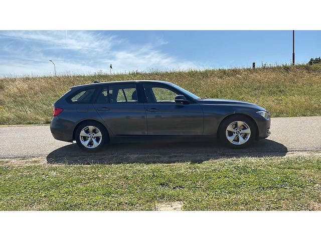 Bmw 3-serie touring 320d ede executive 2013 | 7-kgs-06 i - afbeelding 11 van  16