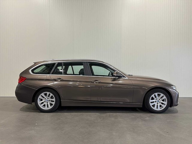 Bmw 3-serie touring 320d ede high ex.up. 3-spg-47 - afbeelding 15 van  16