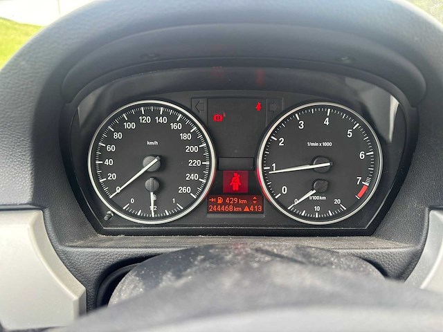 Bmw 3-serie touring 320i business line | 98-jkh-2 i - afbeelding 2 van  13