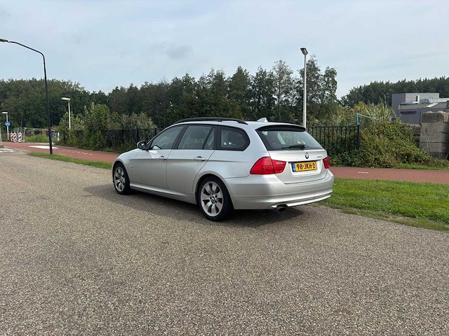 Bmw 3-serie touring 320i business line | 98-jkh-2 i - afbeelding 10 van  13
