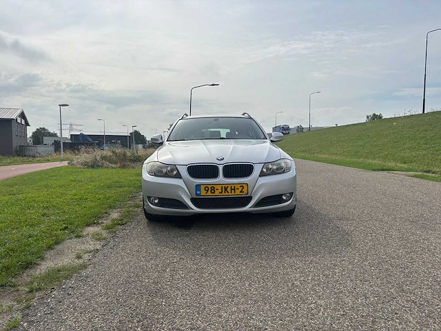 Bmw 3-serie touring 320i business line | 98-jkh-2 i - afbeelding 3 van  13