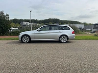 Bmw 3-serie touring 320i business line | 98-jkh-2 i - afbeelding 12 van  13