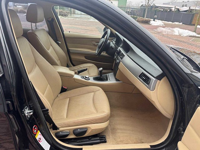 Bmw 3-serie touring 320i business line 99-xn-sh - afbeelding 3 van  20