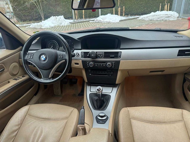 Bmw 3-serie touring 320i business line 99-xn-sh - afbeelding 4 van  20