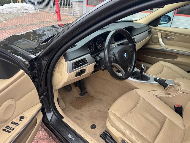 Bmw 3-serie touring 320i business line 99-xn-sh - afbeelding 6 van  20