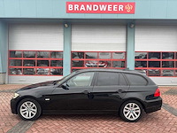 Bmw 3-serie touring 320i business line 99-xn-sh - afbeelding 12 van  20