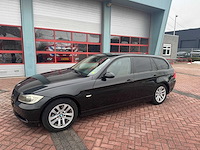 Bmw 3-serie touring 320i business line 99-xn-sh - afbeelding 15 van  20