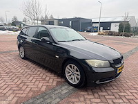 Bmw 3-serie touring 320i business line 99-xn-sh - afbeelding 17 van  20