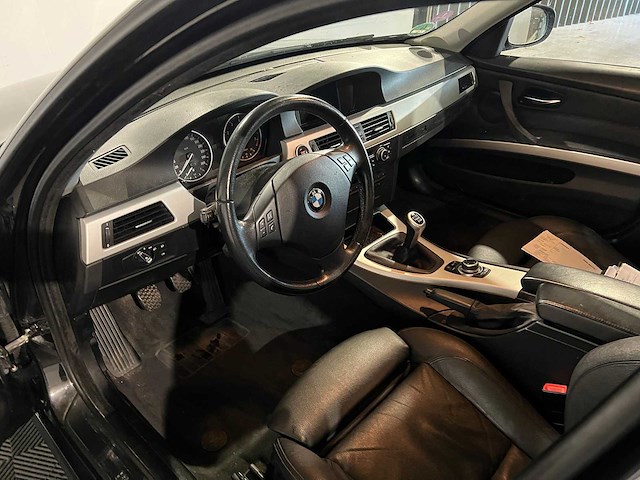 Bmw 3-serie touring 320i business line, td-018-j - afbeelding 17 van  17