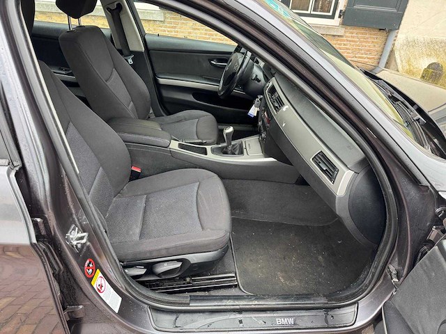 Bmw 3-serie touring 320i dynamic exec. 55-sg-rp - afbeelding 11 van  15
