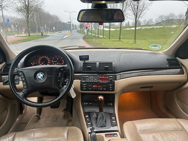 Bmw 3-serie touring 320i executive | 22-hr-px - afbeelding 3 van  17