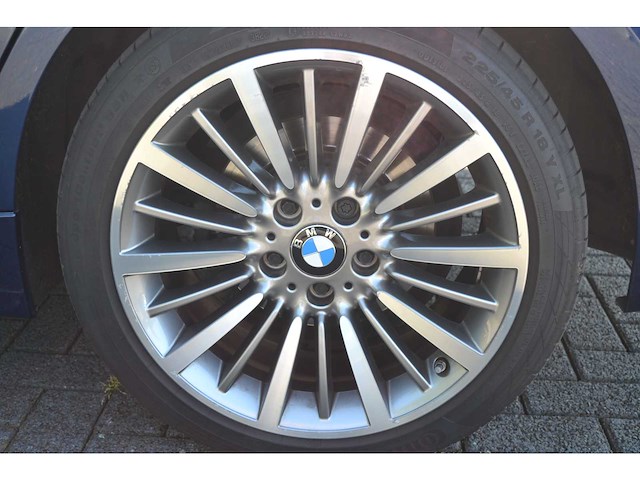 Bmw 3-serie touring 320i executive personenauto - afbeelding 4 van  49