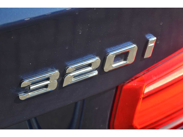 Bmw 3-serie touring 320i executive personenauto - afbeelding 7 van  49