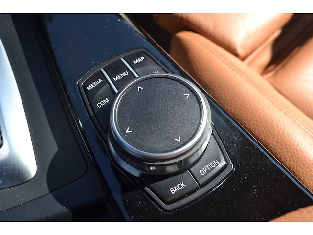Bmw 3-serie touring 320i executive personenauto - afbeelding 15 van  49