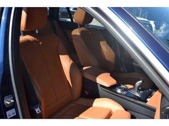 Bmw 3-serie touring 320i executive personenauto - afbeelding 21 van  49
