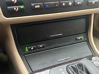 Bmw 3-serie touring 320i executive | youngtimer | 22-hr-px - afbeelding 5 van  17