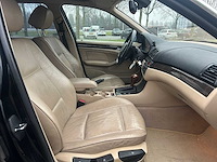 Bmw 3-serie touring 320i executive | youngtimer | 22-hr-px - afbeelding 2 van  17