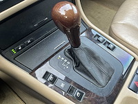 Bmw 3-serie touring 320i executive | youngtimer | 22-hr-px - afbeelding 11 van  25