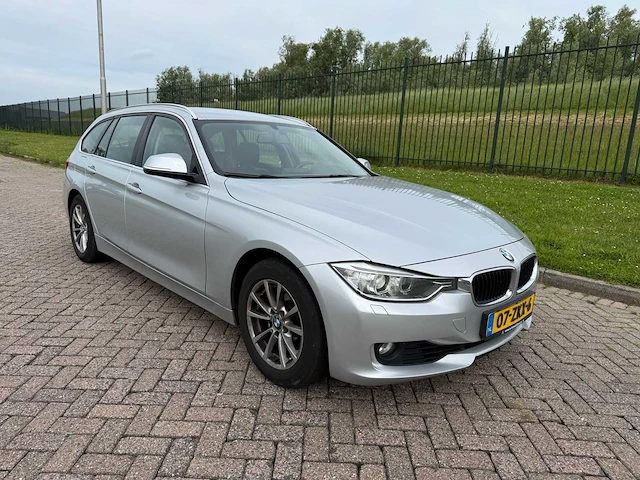 Bmw 3-serie touring 320i high executive *, 07-zkx-6 - afbeelding 18 van  24