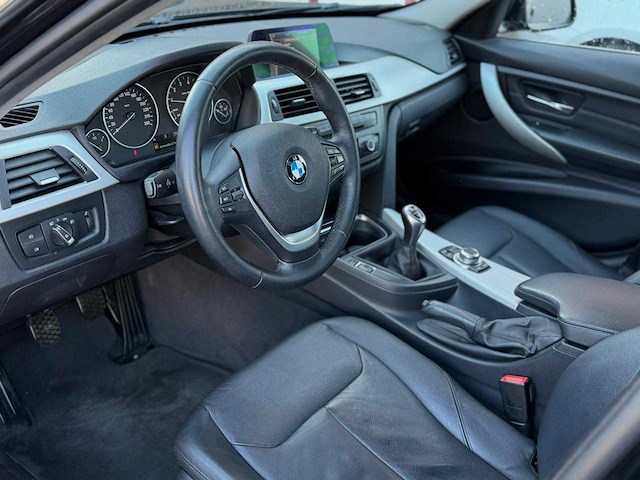 Bmw 3-serie touring 320i high executive 11-zkh-1 - afbeelding 3 van  22