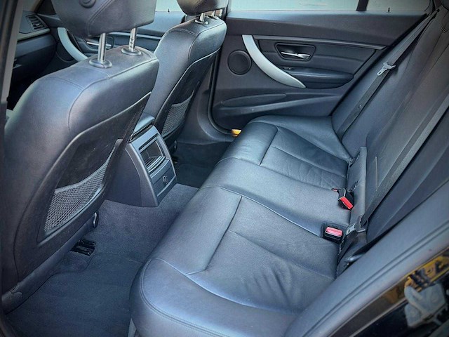 Bmw 3-serie touring 320i high executive 11-zkh-1 - afbeelding 4 van  22