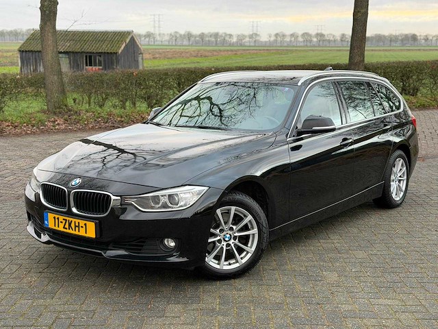 Bmw 3-serie touring 320i high executive 11-zkh-1 - afbeelding 1 van  22