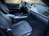 Bmw 3-serie touring 320i high executive 11-zkh-1 - afbeelding 13 van  22