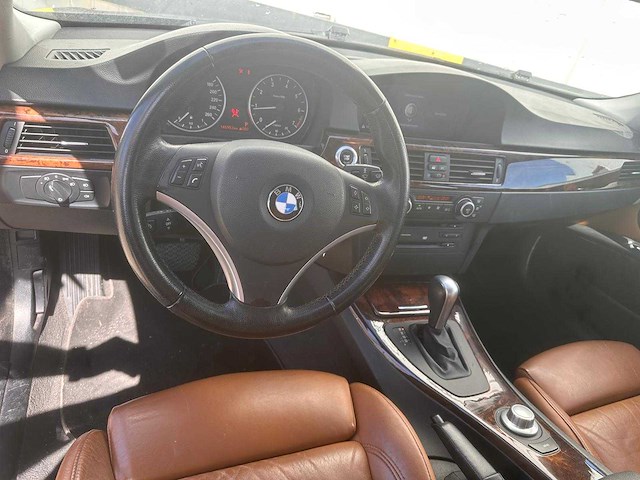 Bmw 3-serie touring 320i high executive , 94-xr-sg - afbeelding 7 van  10