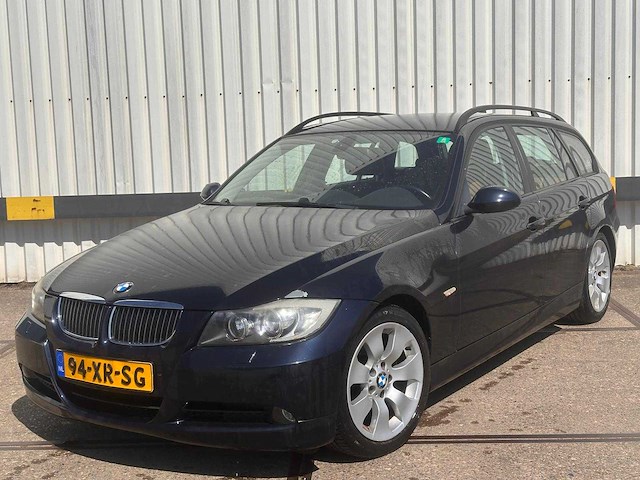 Bmw 3-serie touring 320i high executive , 94-xr-sg - afbeelding 1 van  9