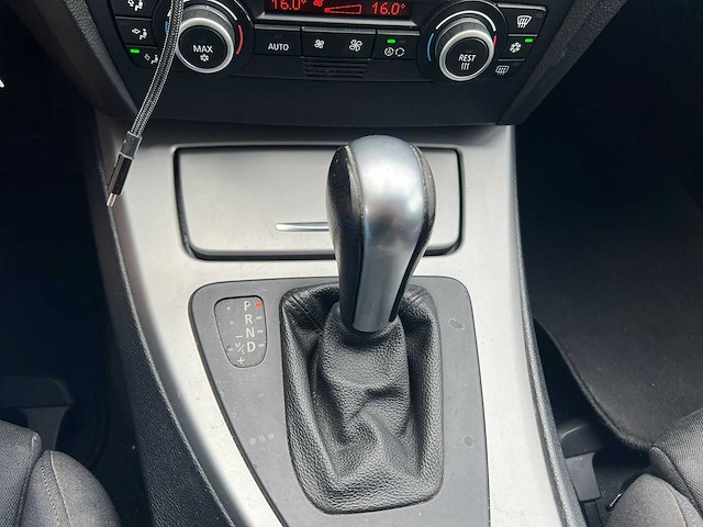 Bmw 3-serie touring 320i high executive automaat, 01-tk-fj - afbeelding 12 van  25