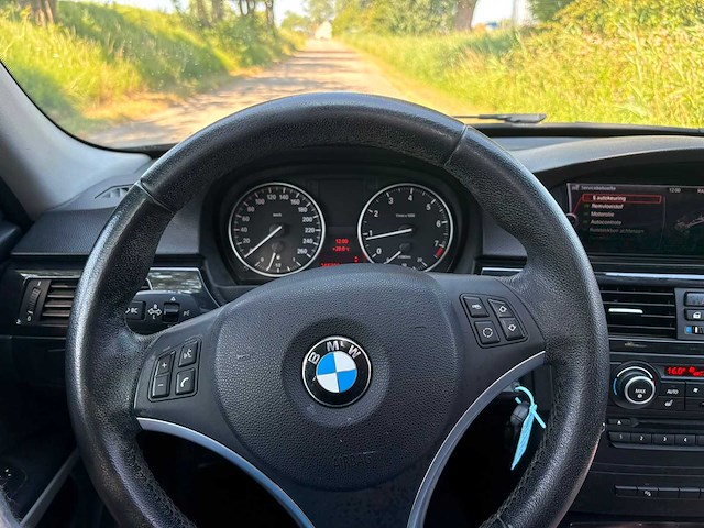 Bmw 3-serie touring 320i high executive , l-594-db - afbeelding 2 van  6
