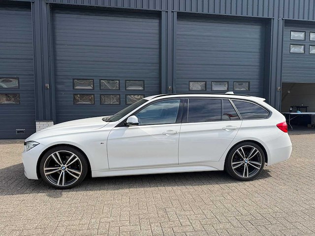 Bmw 3-serie touring 320i high executive m sport | nv-708-v i - afbeelding 4 van  19