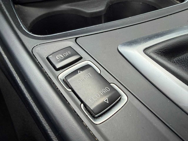 Bmw 3-serie touring 320i high executive m sport | nv-708-v i - afbeelding 10 van  19