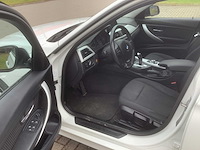Bmw 3-serie touring 320i high executive personenauto - afbeelding 8 van  14