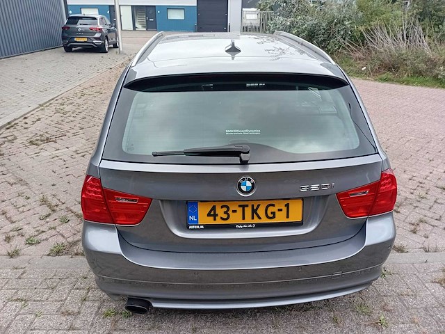 Bmw 3-serie touring 320i luxury line, 43-tkg-1 - afbeelding 33 van  36
