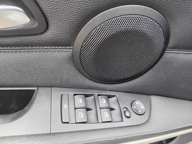 Bmw 3-serie touring 320i luxury line, 43-tkg-1 - afbeelding 22 van  31