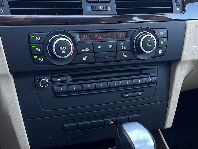 Bmw 3-serie touring 320xd business line m sport | zt-654-f - afbeelding 35 van  35