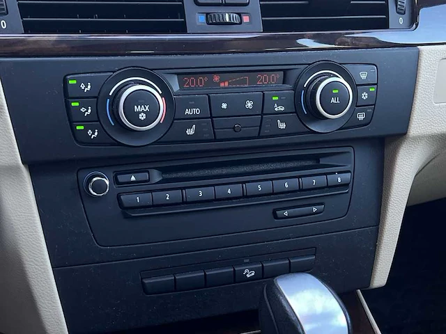 Bmw 3 serie touring 320xd business line m sport | zt-654-f - afbeelding 15 van  36