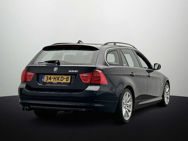 Bmw 3-serie touring 325xi high executive 2009 | 34-hkd-8 - afbeelding 6 van  10