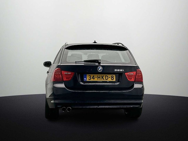 Bmw 3-serie touring 325xi high executive 2009 - afbeelding 15 van  17