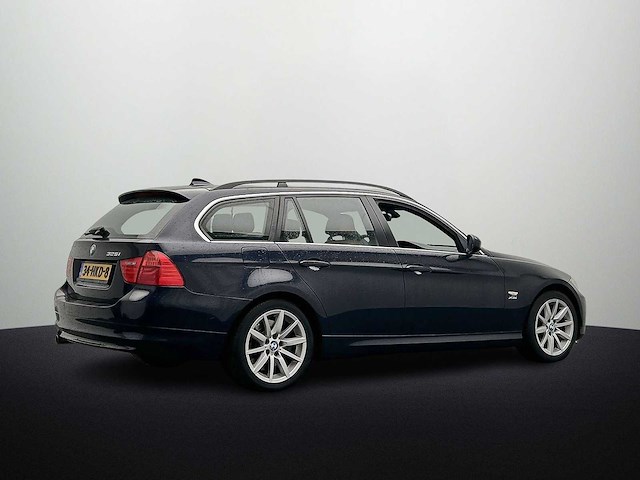 Bmw 3-serie touring 325xi high executive 2009 - afbeelding 17 van  17