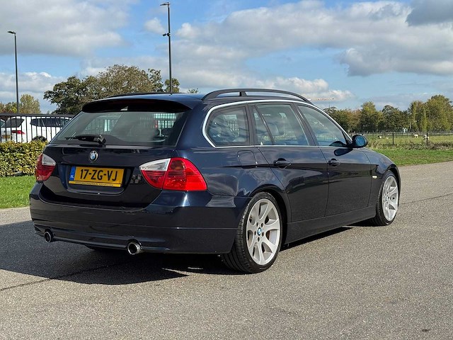 Bmw 3-serie touring 335i high executive 2008 | 17-zg-vj iaw - afbeelding 18 van  29