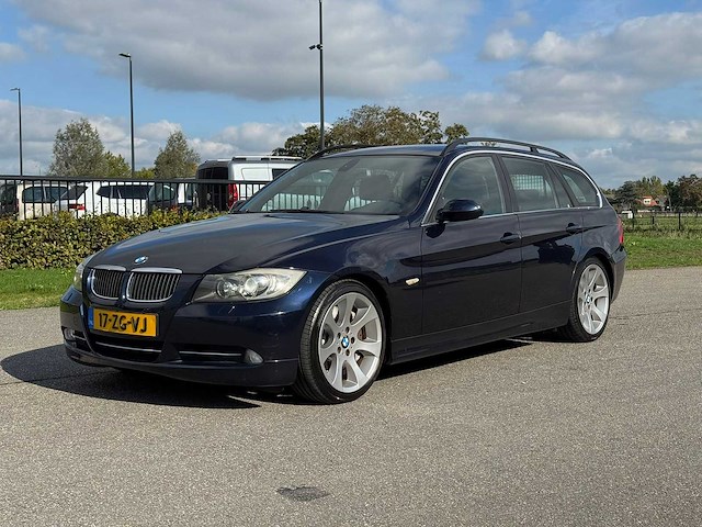 Bmw 3-serie touring 335i high executive 2008 | 17-zg-vj iaw - afbeelding 1 van  29