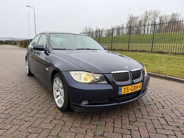 Bmw 316i, 35-gbh-4 - afbeelding 17 van  23