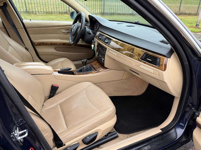 Bmw 316i, 35-gbh-4 - afbeelding 8 van  23