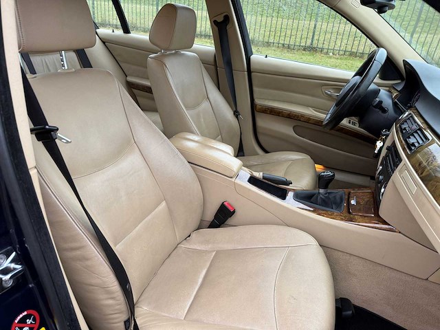 Bmw 316i, 35-gbh-4 - afbeelding 23 van  23