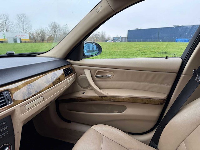 Bmw 316i, 35-gbh-4 - afbeelding 8 van  23